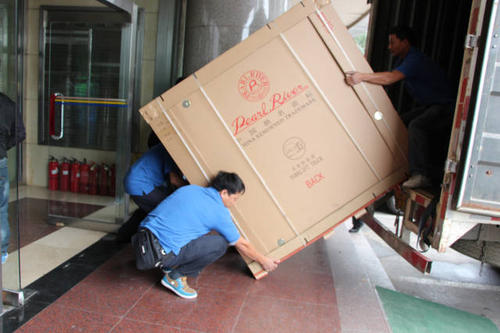 土默特右钢琴贵重工艺品无忧运